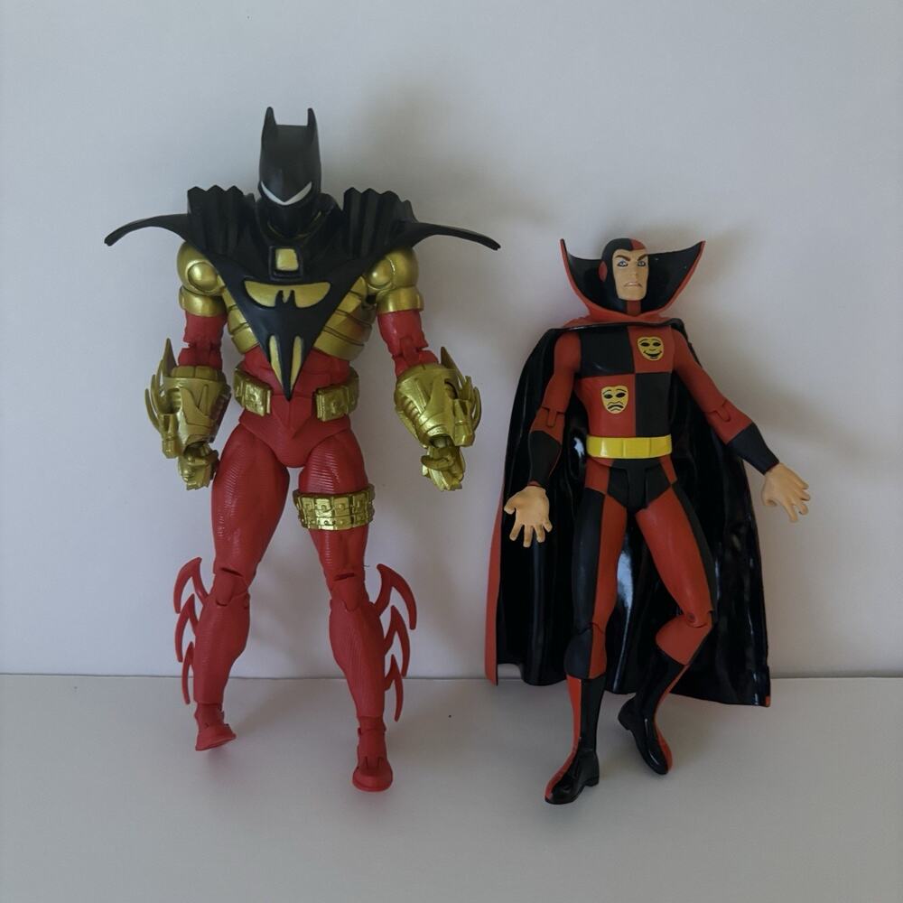 DC figures Batman knight Quest And Psycho Pirate